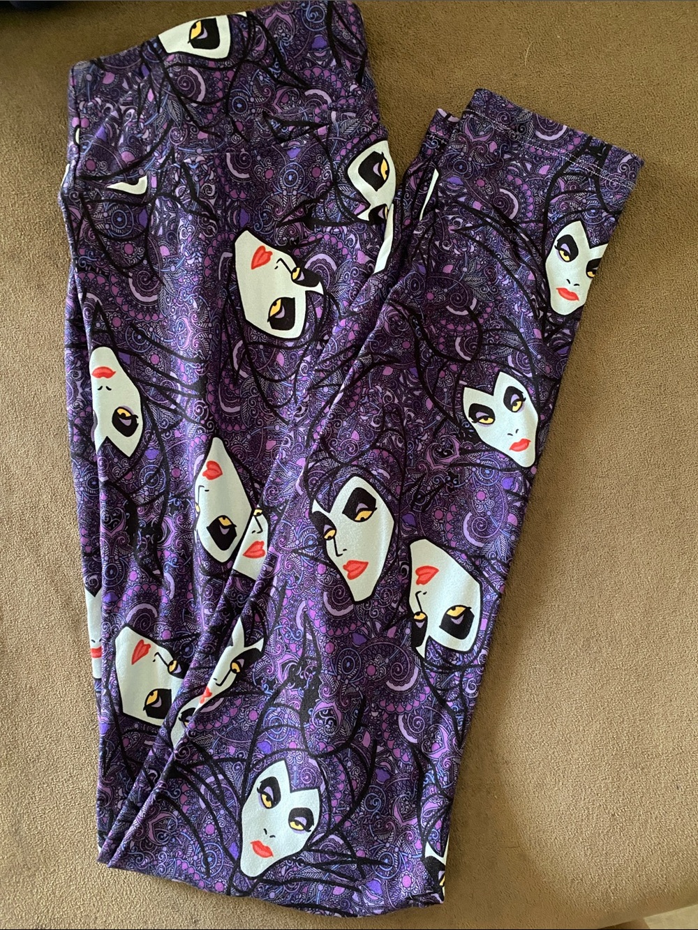 Lularoe Maleficent Leggings Tall & Curvy